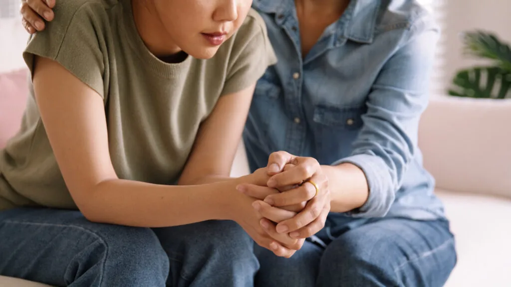 How to Help a Teen with Anxiety | The Arrow House